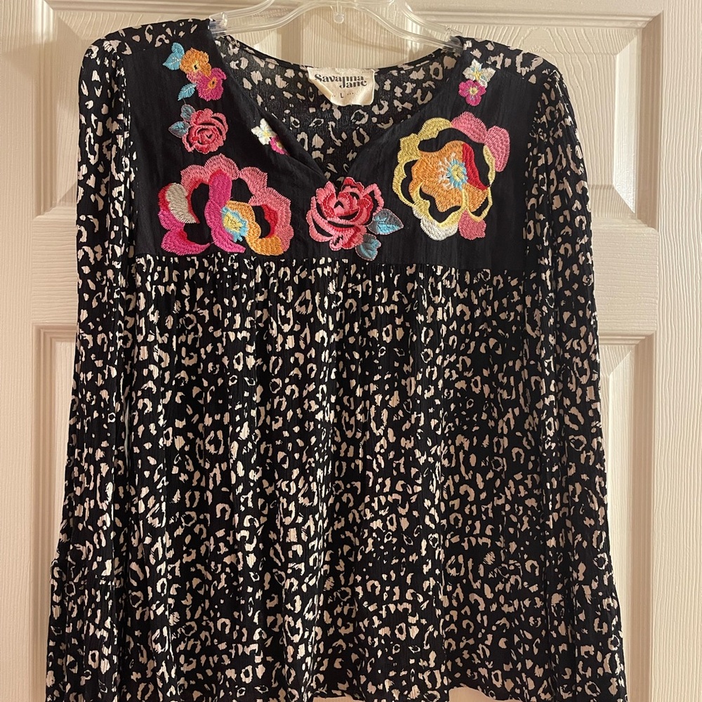 Savanna Jane Black and Multicolor Embroidered Blouse